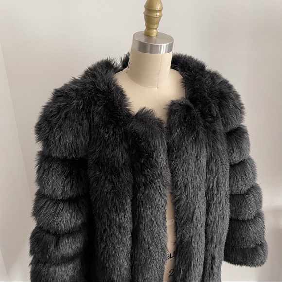 Faux Fur Jacket - Picture 2 of 4